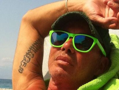 ΦΩΤΟ-Γαβαλάς: “Είμαι ζωντανός”