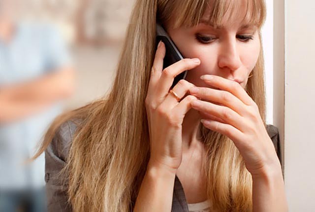 Οι βασικοί λόγοι που οδηγούν μια γυναίκα στην απιστία