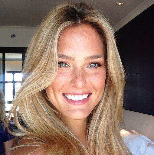 ΒΙΝΤΕΟ-Όταν η sexy Refaeli έχει κέφια