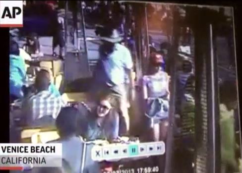 ΒΙΝΤΕΟ-Ι.Χ. παρασύρει πεζούς οn-camera