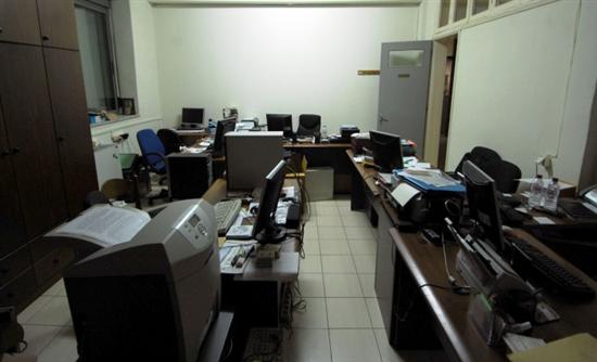 «Θα χωρίσω για να μην απολυθώ»