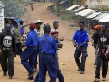 Σιέρα Λεόνε-Γέφυρα καταπλάκωσε άστεγους