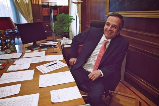 Επικοινωνία του Πρωθυπουργού με τους υπουργούς