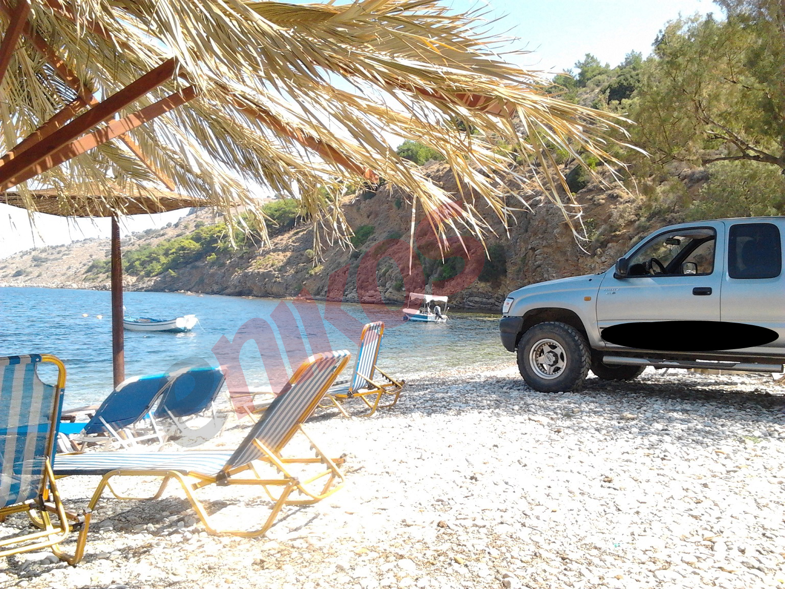 Ένα “θηρίο” στην παραλία