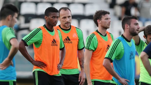 Με όλους κόντρα στη Λάτσιο