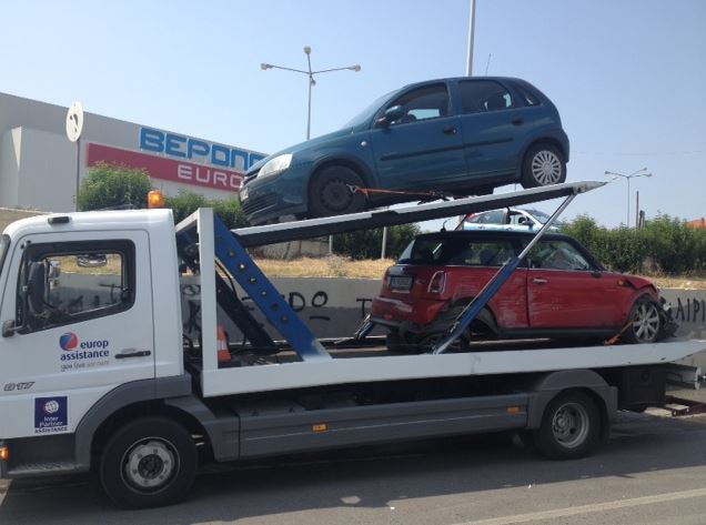 Ωραιόκαστρο: Πέντε οι τραυματίες στο τροχαίο