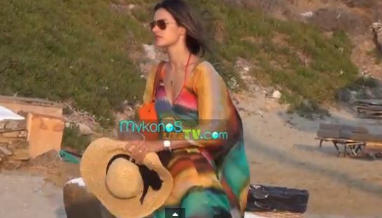 ΒΙΝΤΕΟ-Η Αμπρόζιο στην Μύκονο