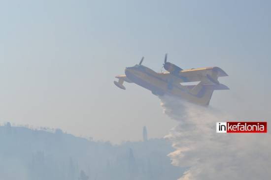 ΒΙΝΤΕΟ-Υπό μερικό έλεγχο η φωτιά στην Κεφαλονιά