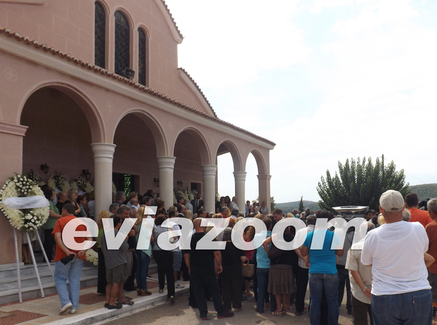 ΒΙΝΤΕΟ-Με χειροκροτήματα αποχαιρέτησαν τον Ασλάνη