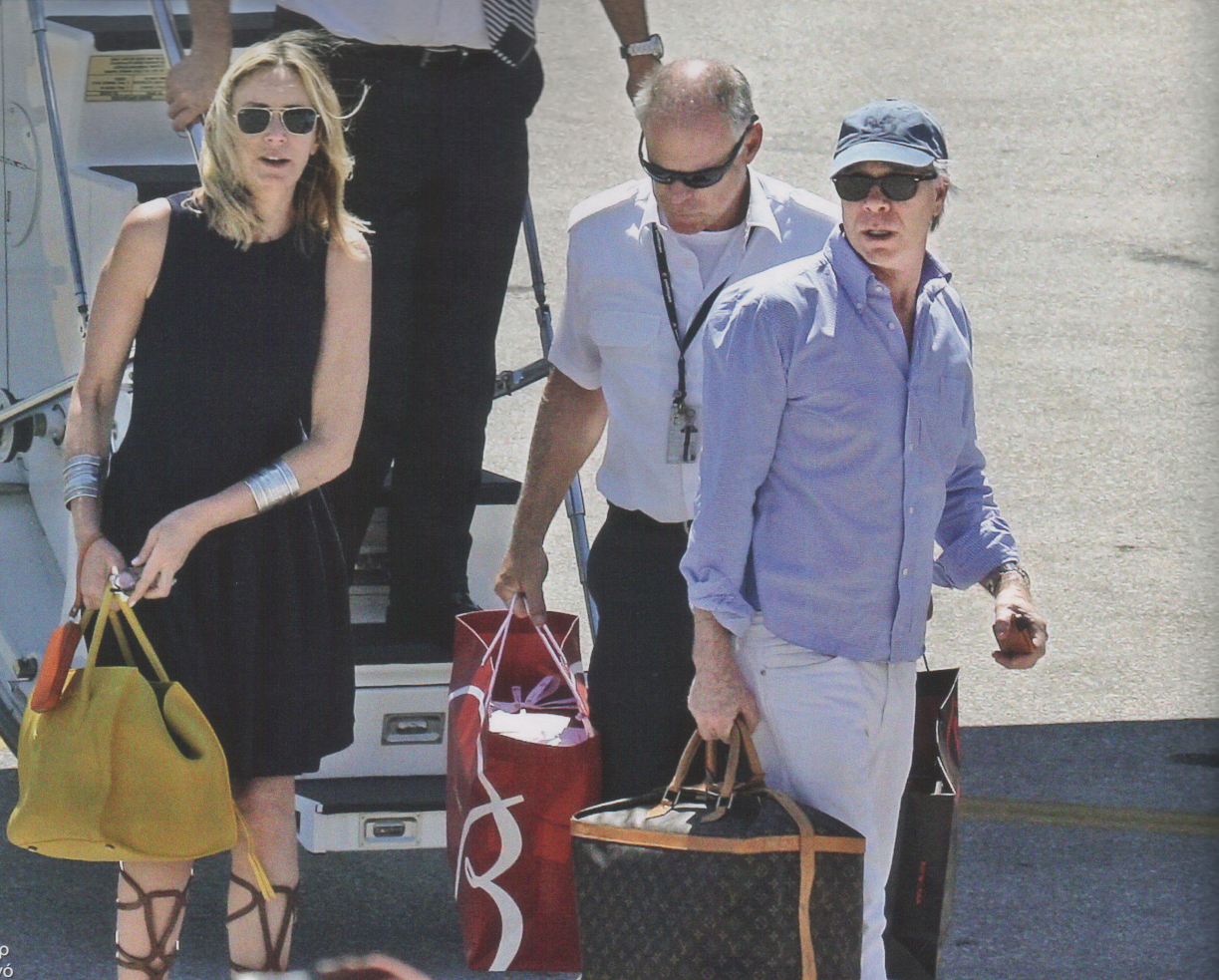 ΦΩΤΟ-Ο Χίλφιγκερ στην Σκιάθο