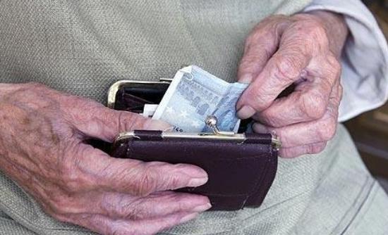 Προσφέρουν από το υστέρημά τους