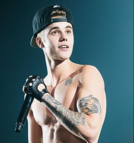 Θα μηνύσει τον Bieber για ξυλοδαρμό