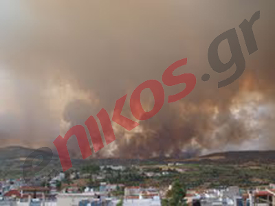 ΦΩΤΟ-Μεγάλη πυρκαγιά στη Λιβαδειά