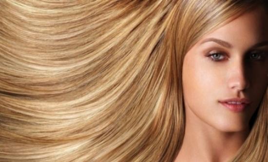 Επανορθωτική σπιτική μάσκα μαλλιών