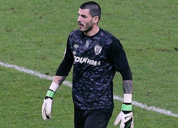 Εκνευρισμένος ο Χακόμπο