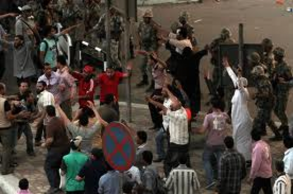 Αποκαθίσταται η κίνηση στο Κάιρο