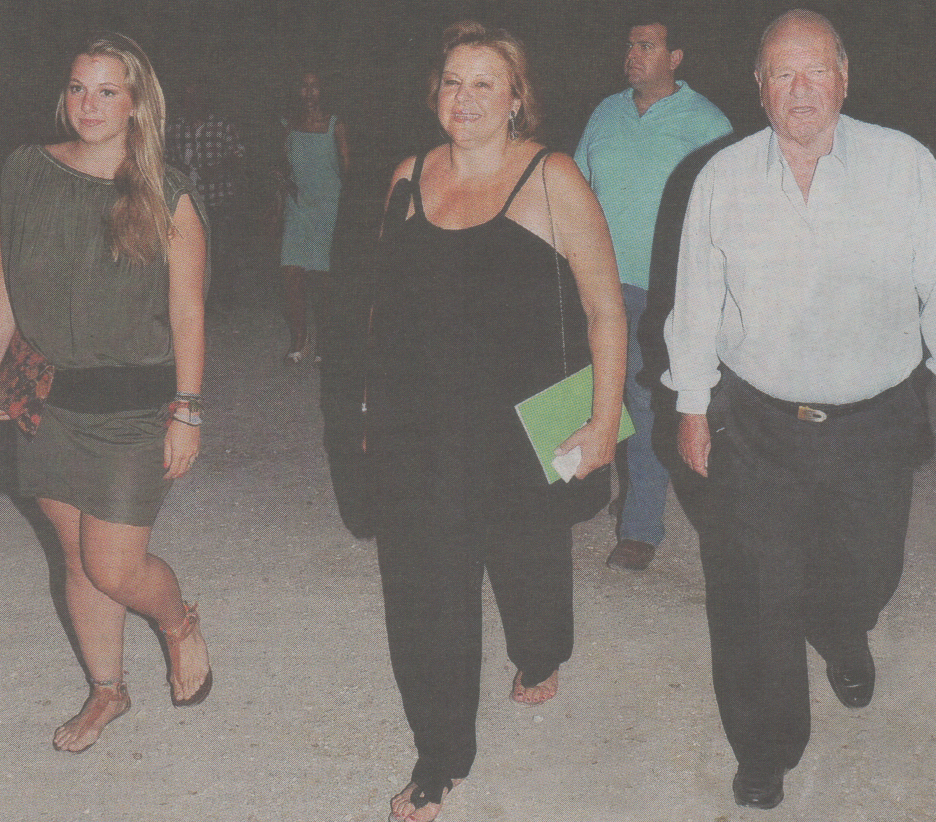 Καβάφης στο σανίδι από την κόρη του Αρσένη