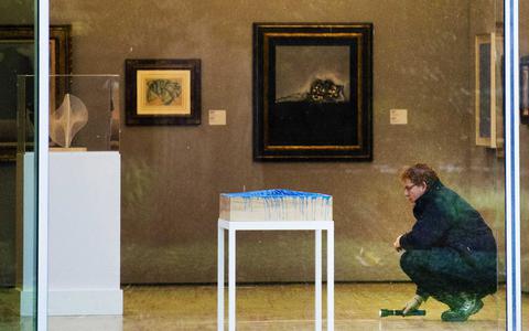 Κλεμμένοι πίνακες κάηκαν στον φούρνο