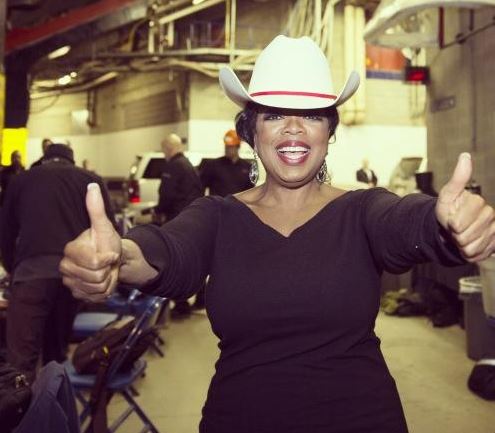 “Μαζεύει” η Oprah τα περί ρατσισμού στην Ζυρίχη