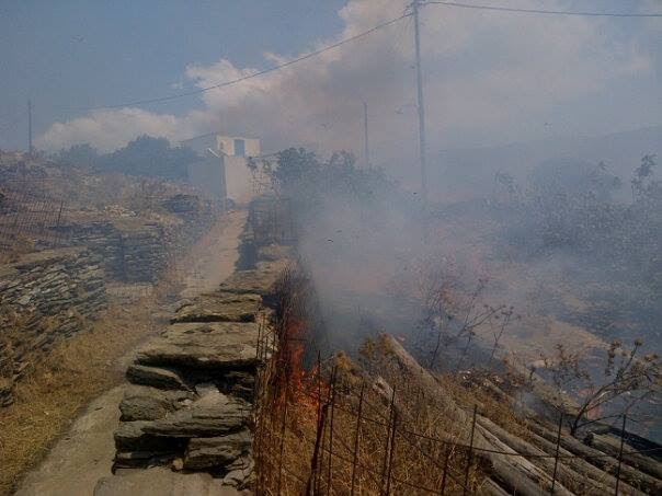 Άνδρος: Μετράνε τις πληγές τους-Σε ύφεση το μέτωπο