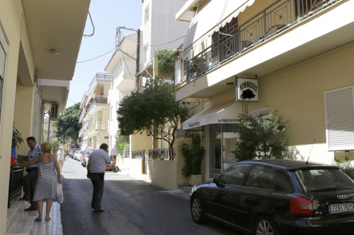 Γυναίκα έπεσε από μπαλκόνι