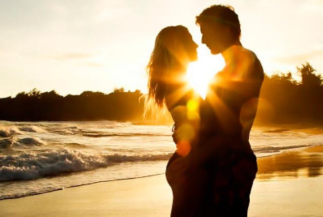 Έρωτας: 14 μυστικά για να σε θέλει όπως την πρώτη φορά