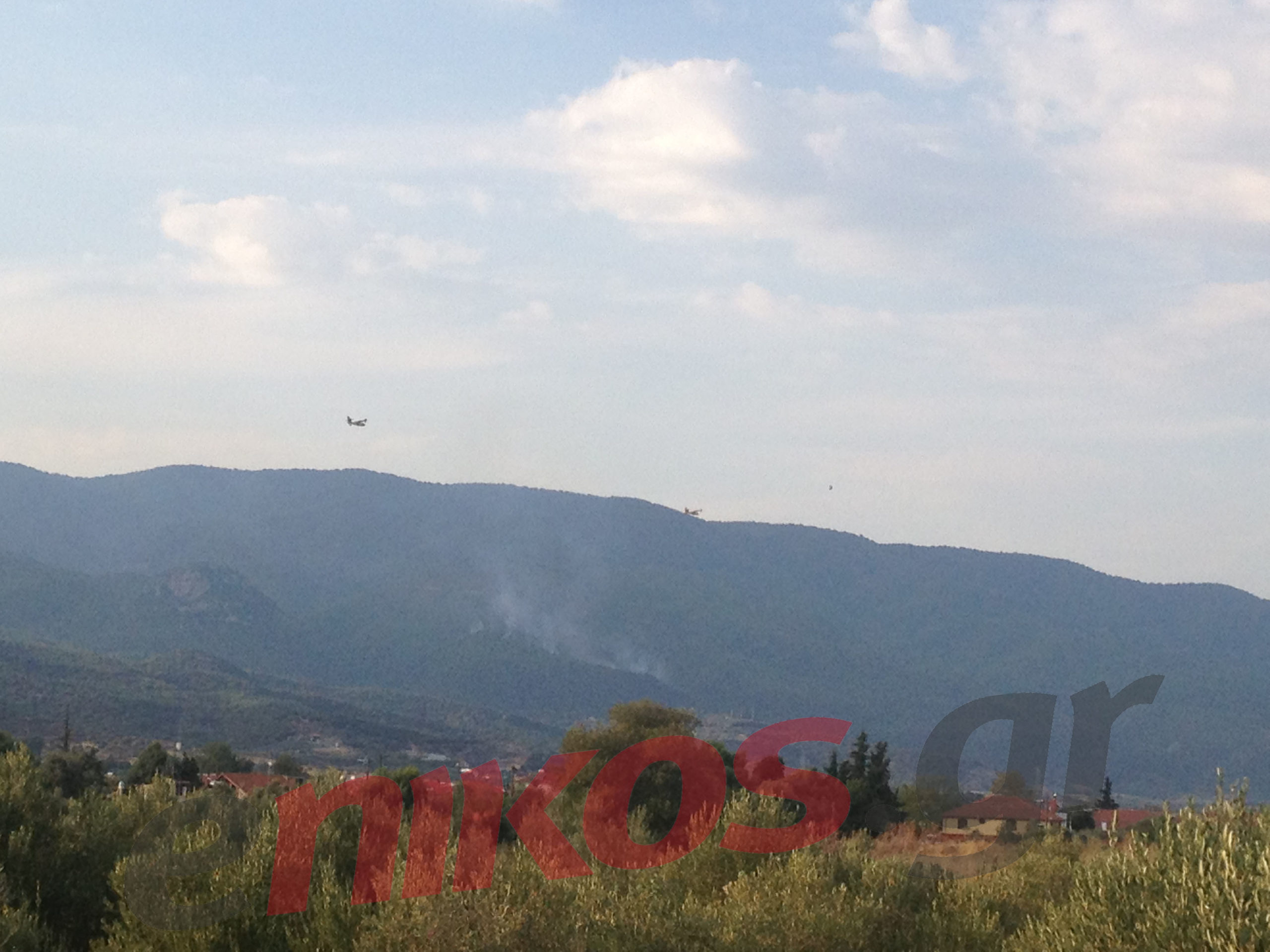 ΦΩΤΟ-Η πυρκαγιά στην Ασπροβάλτα