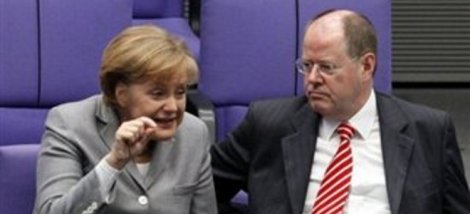 Πυρά του Στάινμπρουκ κατά της Μέρκελ