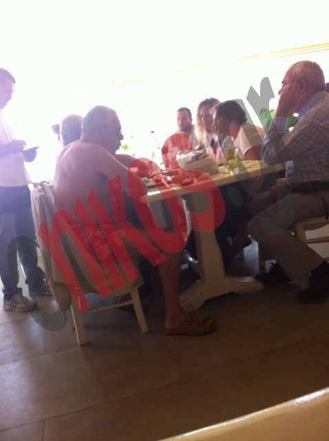 ΦΩΤΟ-Ο Γιακουμάτος στη Μύκονο