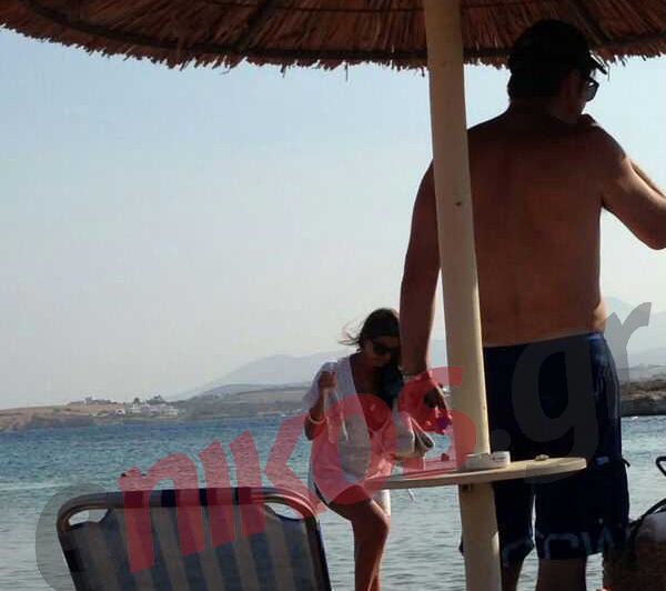 ΦΩΤΟ-Στην Πάρο η Τσιμτσιλή