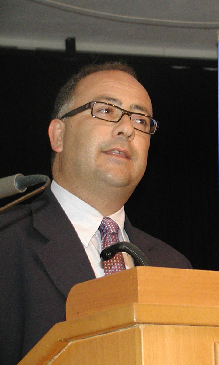 Μήνυση θα καταθέσει ο Δήμαρχος Σαντορίνης