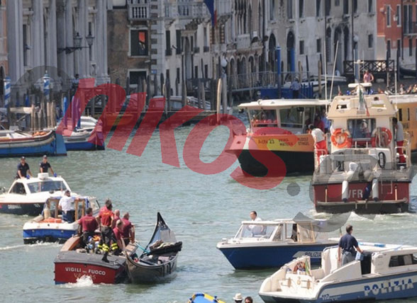 ΦΩΤΟ-Η μοιραία γόνδολα στη Βενετία