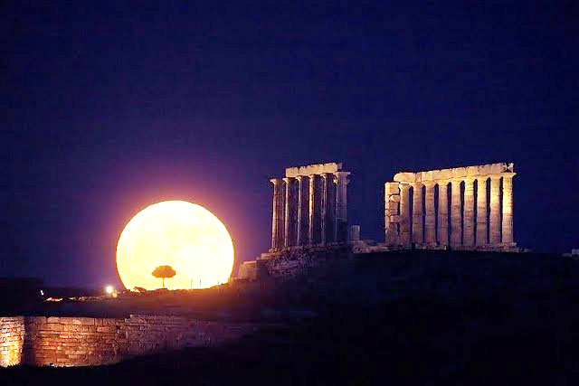 Ποιος είναι ο μήνας… Αύγουστος;