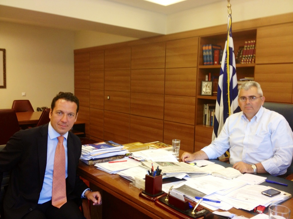 Συνάντηση Χαρακόπουλου με Ιατρίδη