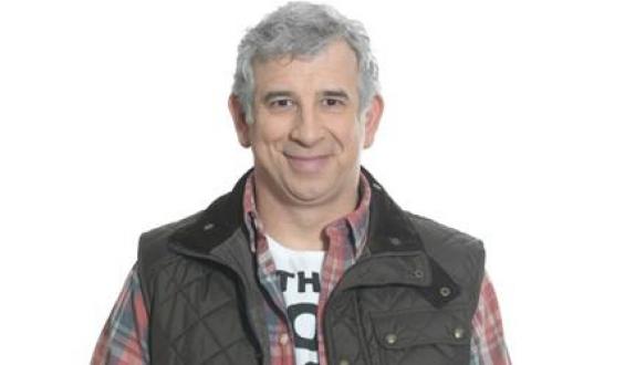 ΦΩΤΟ-Το νέο look του Φιλιππίδη