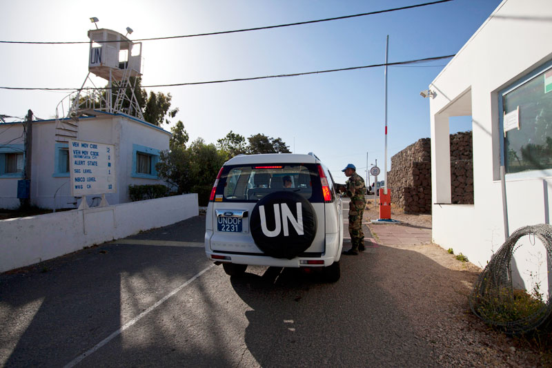 Τα στελέχη του ΟΗΕ παραμένουν στη Συρία