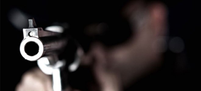 Άγνωστος πυροβόλησε επιχειρηματία