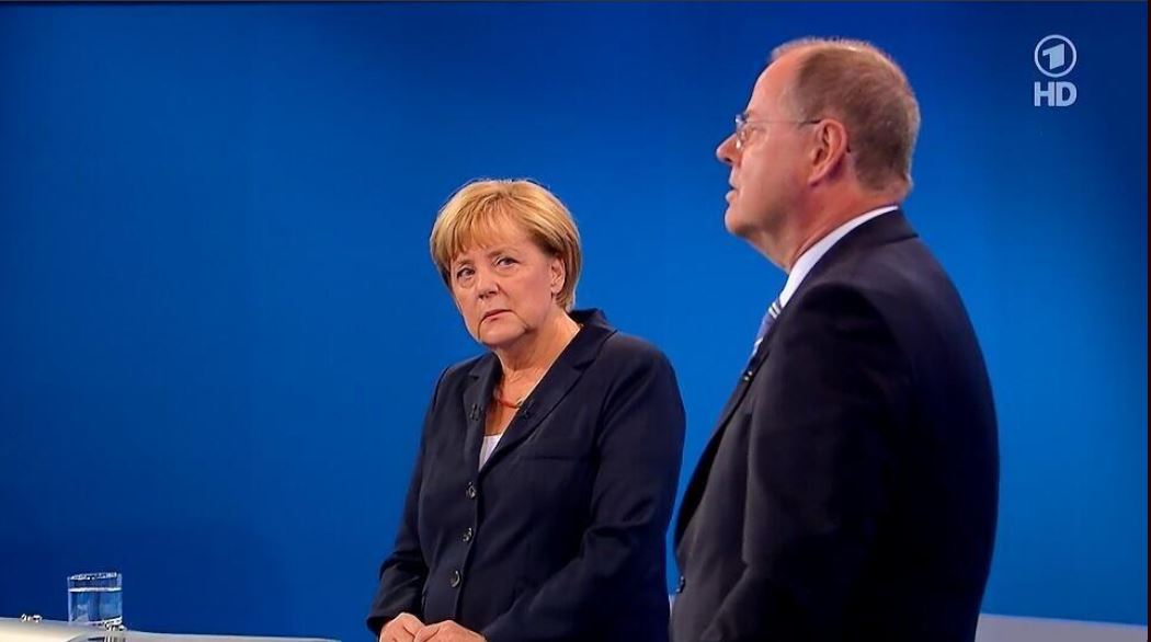 ΦΩΤΟ-Δείτε το κολιέ που διάλεξε η Μέρκελ για το ντιμπέιτ