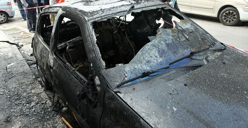 Εμπρησμοί σε Αιγάλεω και Κυψέλη