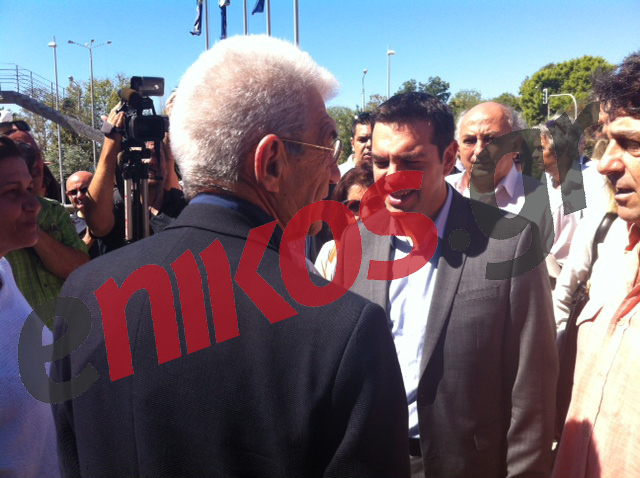 ΦΩΤΟ-Τσίπρας με Μπουτάρη και σχολικούς φύλακες