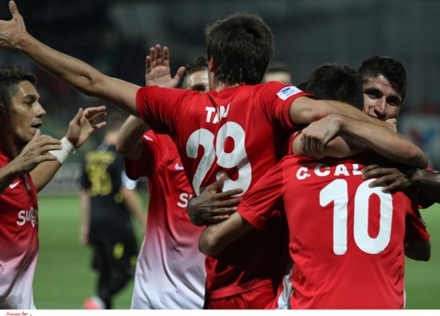 Η Ξάνθη τα γκολ, ο Άρης τα δοκάρια