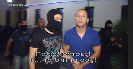 ΒΙΝΤΕΟ-Ο Κασιδιάρης φτύνει την κάμερα-Όλο το χρονικό