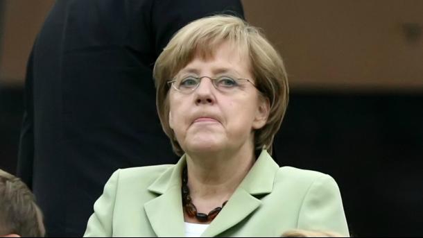 Η Μέρκελ ελπίζει να βρεθεί πολιτική λύση