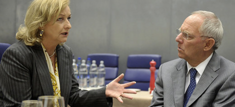 Η Φέκτερ συμφωνεί με τον Σόιμπλε