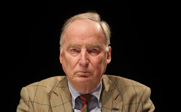 Καλεί την Ελλάδα να εγκαταλείψει την Ευρωζώνη