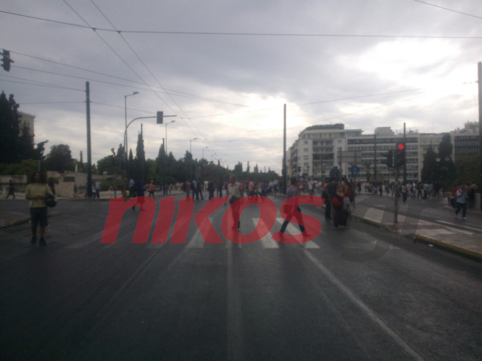 Τώρα-Αποχωρούν από τη Βουλή