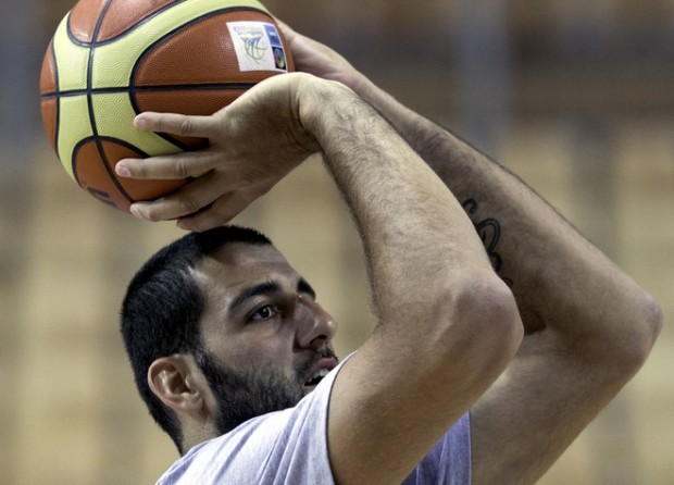 Με πυρετό θα παίξει ο Μπουρούσης