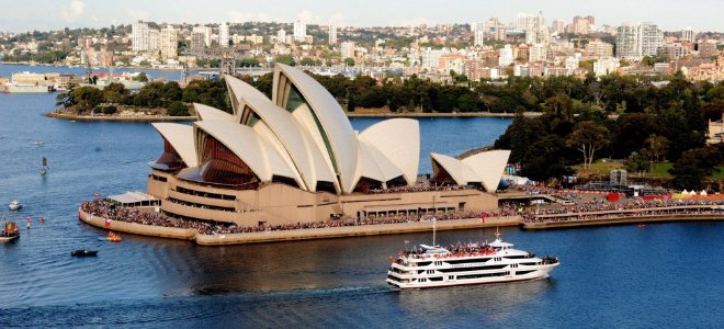 Συμπαράσταση για τα γλυπτά…