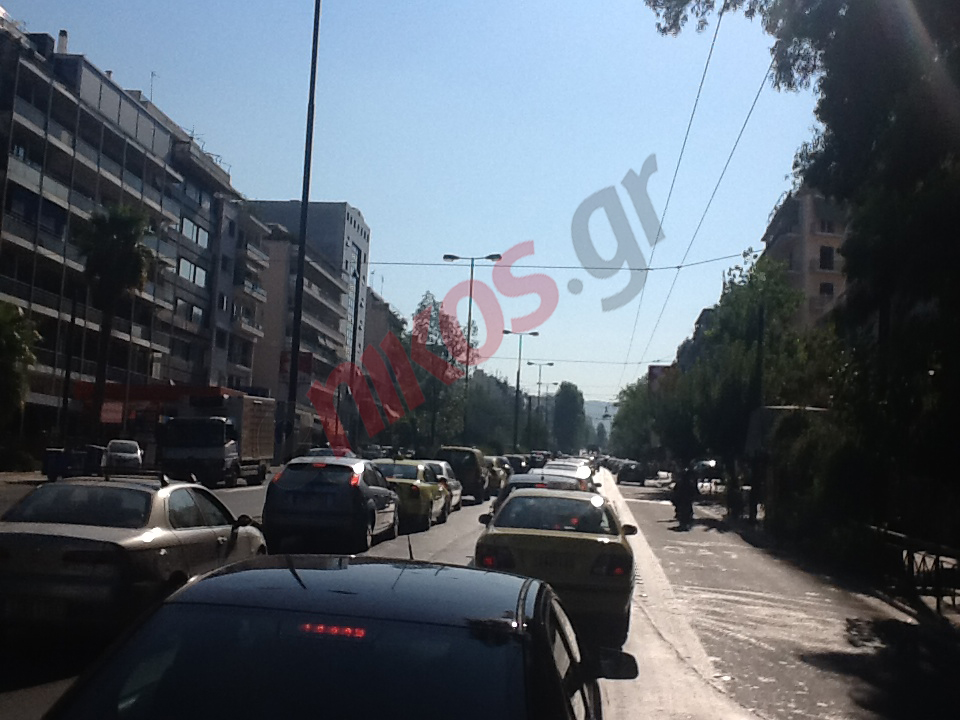 ΤΩΡΑ-Απροσπέλαστη η Αλεξάνδρας