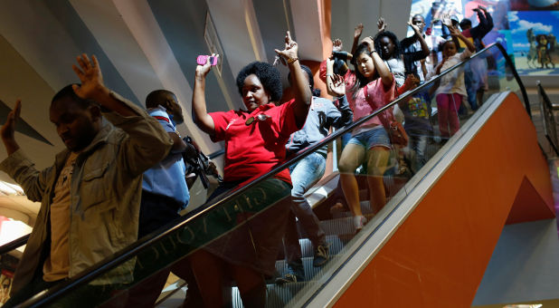 Κένυα: Παραμένουν οι μουτζαχεντίν στο κτίριο